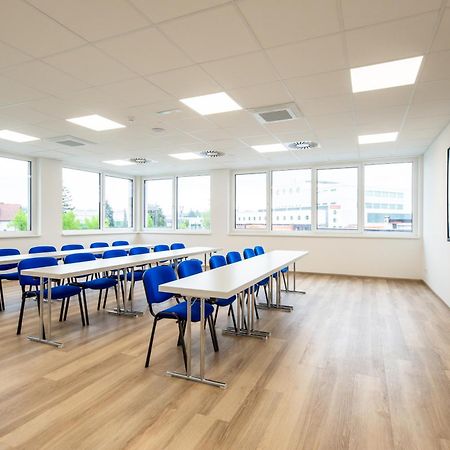 Hotel Novapart Stay Smart Wels Zewnętrze zdjęcie
